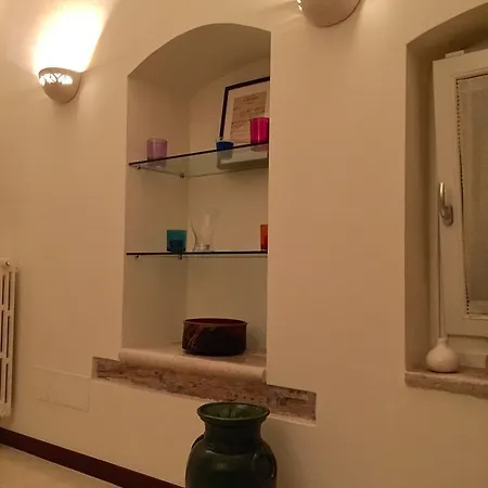 Arco Poli