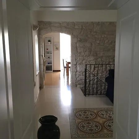 Arco Poli *